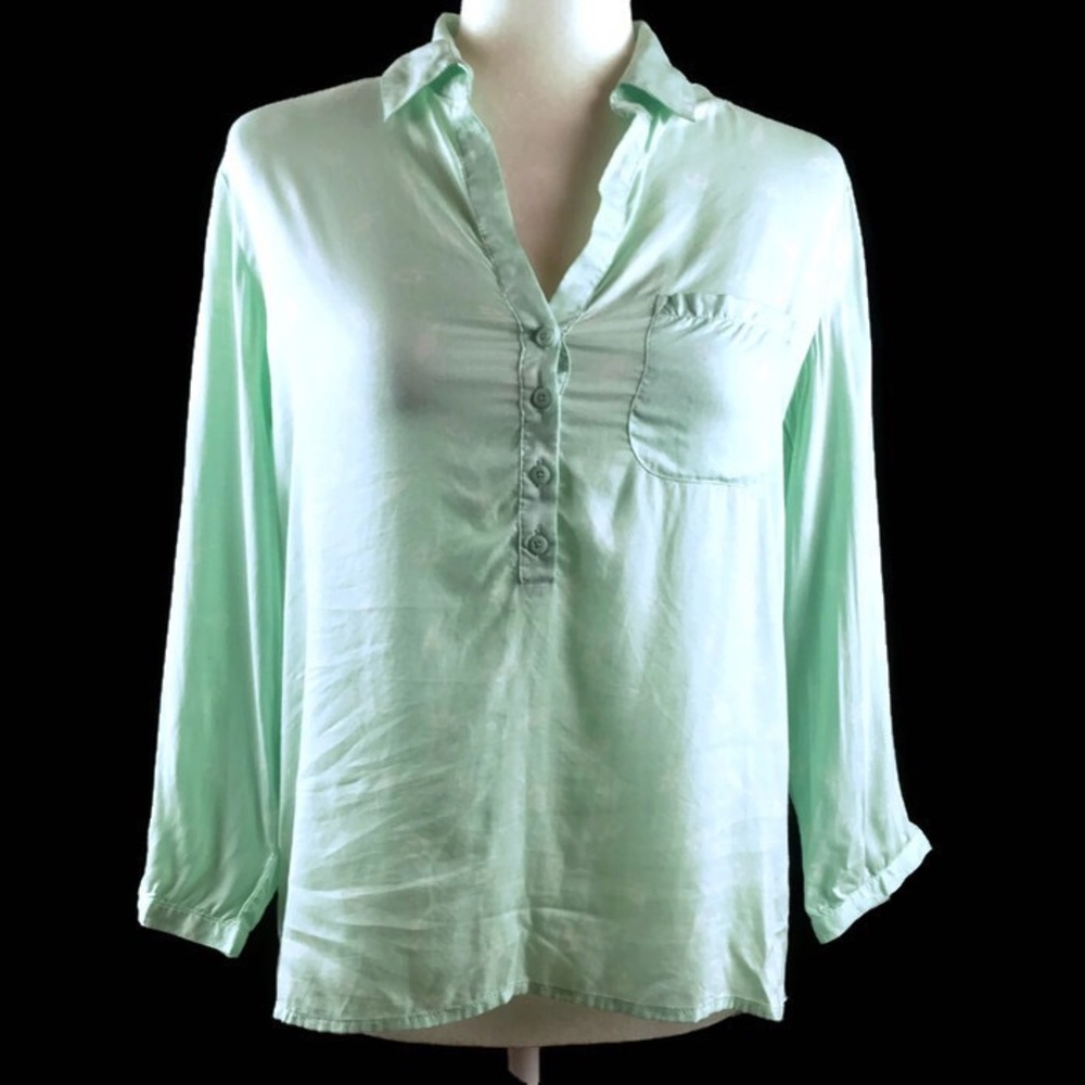 American Eagle Outfitters Light Green & White Top